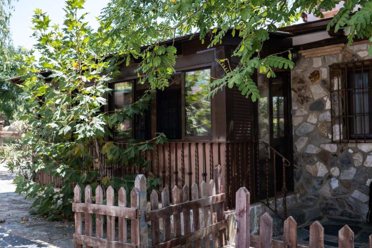 Hotel Rural Finca La Herencia Guadalcanal Exterior photo